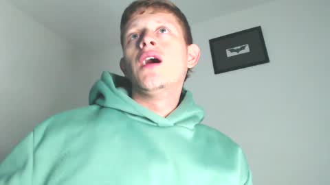 Snapshot of anthonnymorrison chatting on December 28, 2024, 11:48 pm leon online show from December 28, 2024, 11:48 pm