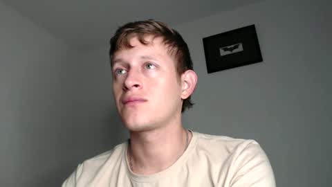 Snapshot of anthonnymorrison chatting on January 10, 2025, 3:39 am leon online show from January 10, 2025, 3:39 am