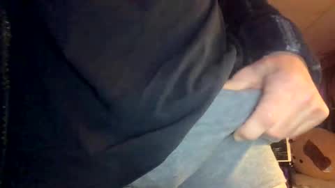 Snapshot of anthony_whitestallion chatting on January 8, 2025, 12:05 pm Anthony online show from January 8, 2025, 12:05 pm