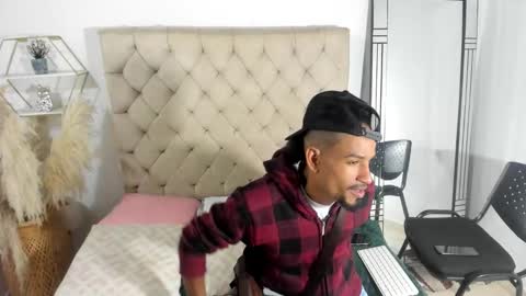 Snapshot of anthoy_wayans chatting on September 27, 2025, 2:05 am online show from September 27, 2025, 2:05 am