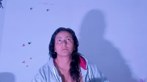Antonella online show from July 25, 2026, 10:02 am