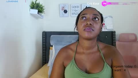 Antonella  online show from September 29, 2025, 5:51 pm