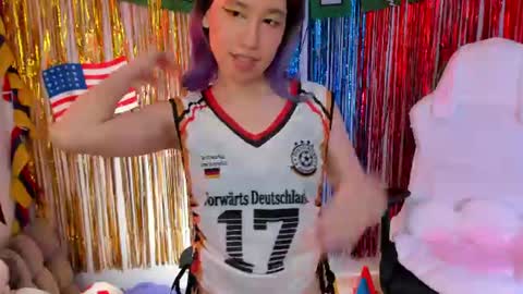 Snapshot of anto_sweet18 chatting on June 25, 2026, 8:24 pm My birthday is on december 2nd surprise me with a gift from my amazonlist online show from June 25, 2026, 8:24 pm