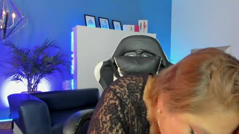 Antonella online show from June 5, 2026, 8:03 pm