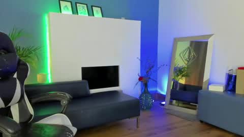 Antonella online show from June 7, 2026, 7:28 pm