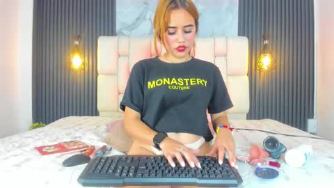 Antonella online show from March 9, 2026, 8:13 pm