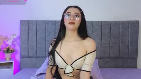 Snapshot of antonella01_cf chatting on September 22, 2025, 9:17 pm antonella online show from September 22, 2025, 9:17 pm