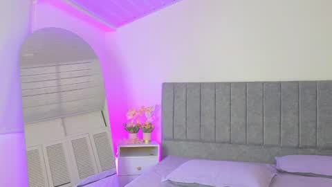 Snapshot of antonella01_cf chatting on October 3, 2025, 9:23 pm antonella online show from October 3, 2025, 9:23 pm