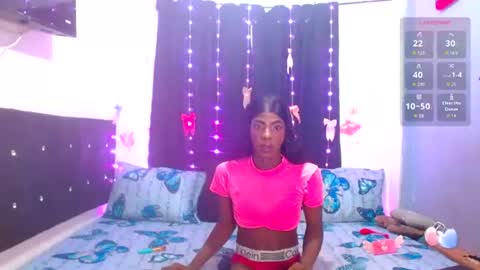 Snapshot of antonella747158 chatting on August 5, 2026, 12:35 am antonella747158 online show from August 5, 2026, 12:35 am