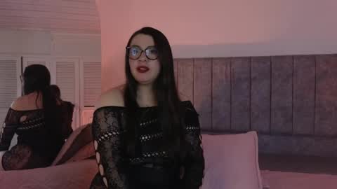 Snapshot of antonella_1998_ chatting on May 30, 2026, 12:24 pm Antonella online show from May 30, 2026, 12:24 pm