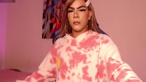 Snapshot of antonella_copper chatting on November 24, 2025, 10:15 am Antonella online show from November 24, 2025, 10:15 am