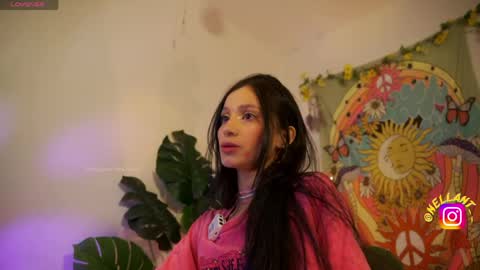 Snapshot of antonella_maitt chatting on May 11, 2026, 3:45 am Nell. online show from May 11, 2026, 3:45 am