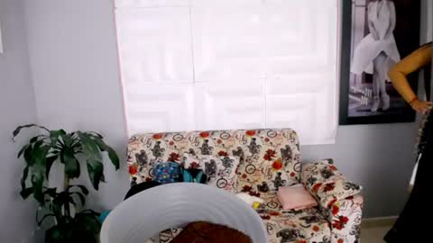 Snapshot of antonella_mcry chatting on June 12, 2026, 3:05 am antonella online show from June 12, 2026, 3:05 am