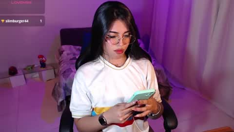 Antonella online show from June 18, 2026, 5:51 am