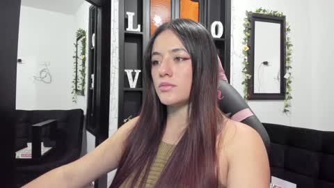 antonella  online show from December 3, 2024, 7:22 pm