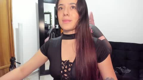 antonella  online show from February 13, 2025, 5:11 pm