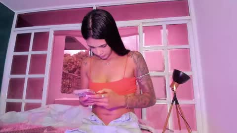 Snapshot of antonella_rossi24 chatting on May 3, 2026, 8:15 pm Antonella Rossi online show from May 3, 2026, 8:15 pm
