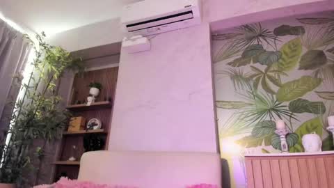 Snapshot of antonella_rossi24 chatting on May 22, 2026, 8:47 pm Antonella Rossi online show from May 22, 2026, 8:47 pm