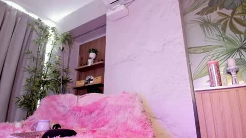 Snapshot of antonella_rossi24 chatting on June 7, 2026, 8:23 pm Antonella Rossi online show from June 7, 2026, 8:23 pm