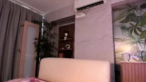 Snapshot of antonella_rossi24 chatting on July 3, 2026, 10:05 pm Antonella Rossi online show from July 3, 2026, 10:05 pm