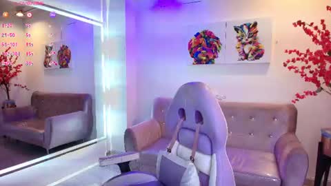 Antonella  online show from June 13, 2026, 3:48 am