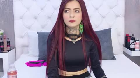 Snapshot of antonellaescudero chatting on May 8, 2026, 4:40 am AntonellaEscudero online show from May 8, 2026, 4:40 am