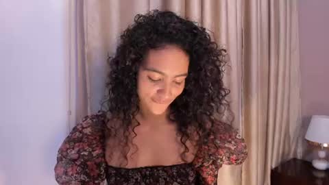 Snapshot of antonellahall_ chatting on June 12, 2026, 1:04 am AntonellaHall online show from June 12, 2026, 1:04 am