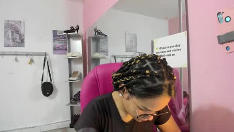 Snapshot of antonellakling_ chatting on February 14, 2026, 11:29 am ANTONELLA online show from February 14, 2026, 11:29 am