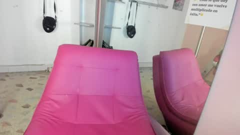 Snapshot of antonellakling_ chatting on June 17, 2026, 3:57 pm ANTONELLA online show from June 17, 2026, 3:57 pm