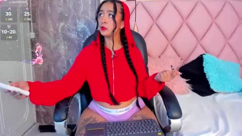 Snapshot of antonellaqueeen chatting on February 26, 2025, 11:09 am ANTONELLE online show from February 26, 2025, 11:09 am