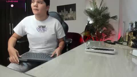 Antonella  online show from July 12, 2026, 1:02 pm