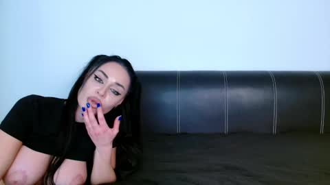 Snapshot of antonia98x chatting on January 31, 2025, 11:45 pm antonia98x online show from January 31, 2025, 11:45 pm