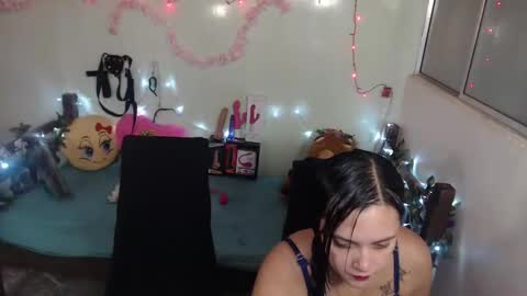 Snapshot of antonia_franco chatting on February 17, 2025, 6:09 am Antonia online show from February 17, 2025, 6:09 am