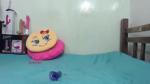 Snapshot of antonia_franco chatting on February 23, 2025, 9:37 pm Antonia online show from February 23, 2025, 9:37 pm