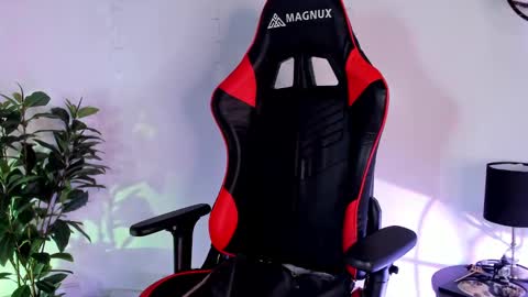 Snapshot of antoniacasarini chatting on February 20, 2025, 10:15 pm Antonia online show from February 20, 2025, 10:15 pm