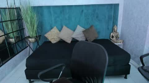 Snapshot of antoniajblair chatting on May 21, 2026, 11:17 am A N T O N I A online show from May 21, 2026, 11:17 am