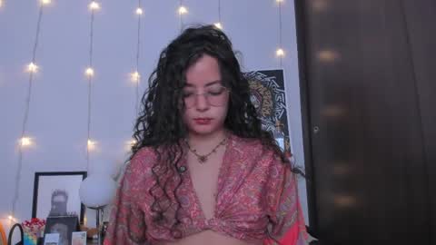 Antonia online show from June 5, 2026, 2:29 am