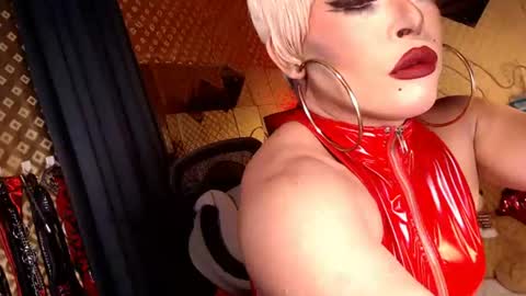 antoniasaints69 online show from July 19, 2026, 2:32 pm