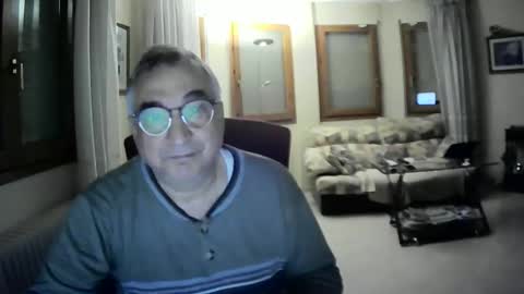 Snapshot of antonio2605 chatting on January 16, 2025, 1:16 am Antonio online show from January 16, 2025, 1:16 am