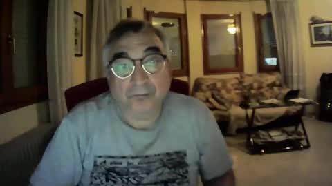 Snapshot of antonio2605 chatting on January 26, 2025, 7:32 am Antonio online show from January 26, 2025, 7:32 am