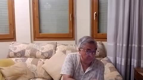 Snapshot of antonio2605 chatting on October 7, 2025, 9:45 pm Antonio online show from October 7, 2025, 9:45 pm