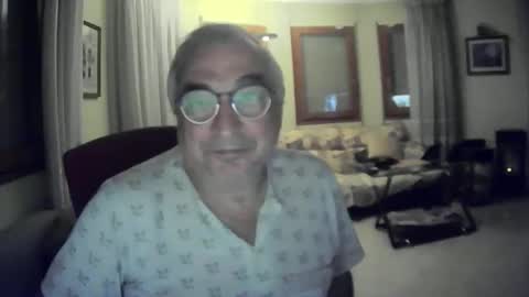 Snapshot of antonio2605 chatting on October 10, 2025, 9:58 pm Antonio online show from October 10, 2025, 9:58 pm