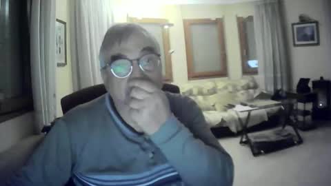 Snapshot of antonio2605 chatting on November 28, 2025, 12:46 am Antonio online show from November 28, 2025, 12:46 am