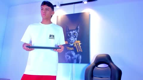 brendan and stiiven online show from October 23, 2025, 4:01 am