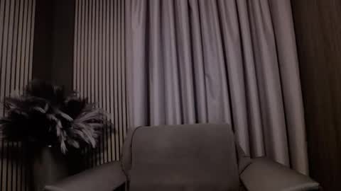 HI My name is Antonio online show from October 12, 2025, 7:02 pm