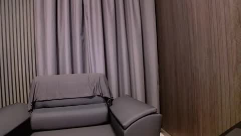 HI My name is Antonio online show from October 22, 2025, 7:02 pm