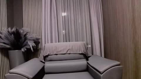HI My name is Antonio online show from April 22, 2026, 6:42 pm