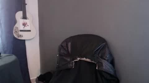 antonnello_ online show from January 14, 2026, 4:45 pm