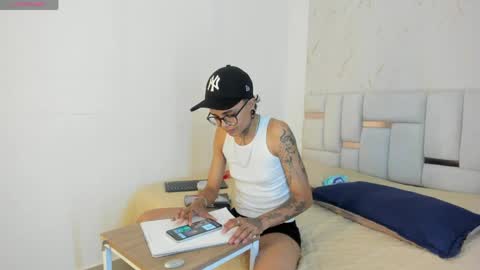 antony_d_ossa online show from May 31, 2026, 8:10 pm
