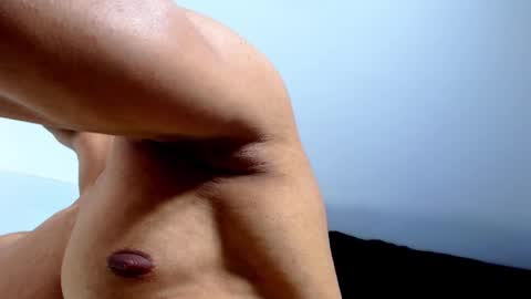 Instagram miguelangel1802  online show from October 18, 2025, 4:52 pm